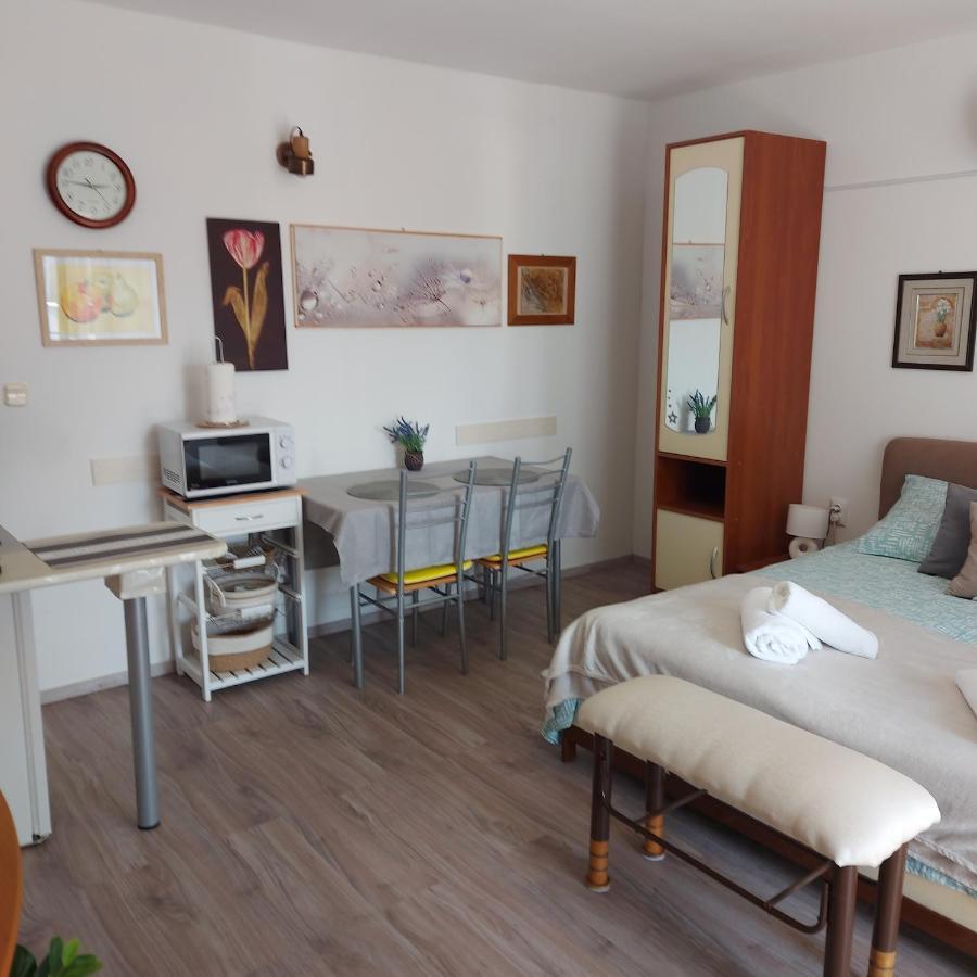 Jasmina Apartment Сен Екстериор снимка